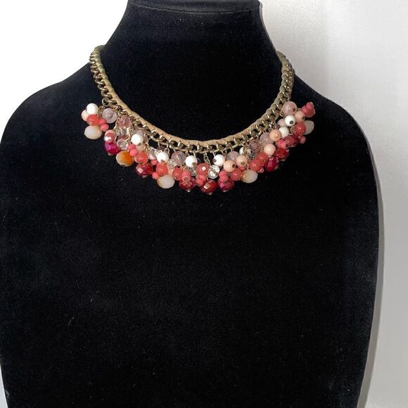 Beautiful Beaded Necklace - Picture 1 of 4